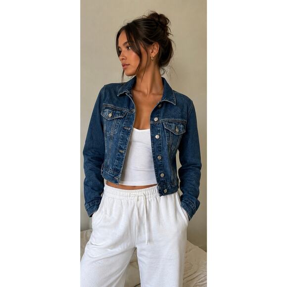 Topshop Jackets & Blazers - Topshop Cropped Denim Jacket Medium Wash Size 6